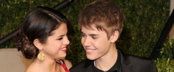 justin bieber selena gomez kiss billboard. Justin Bieber And Selena Gomez