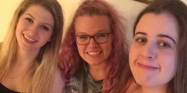 Teen Maisie Galley Applies For Babysitter Job On Craigslist Gets X