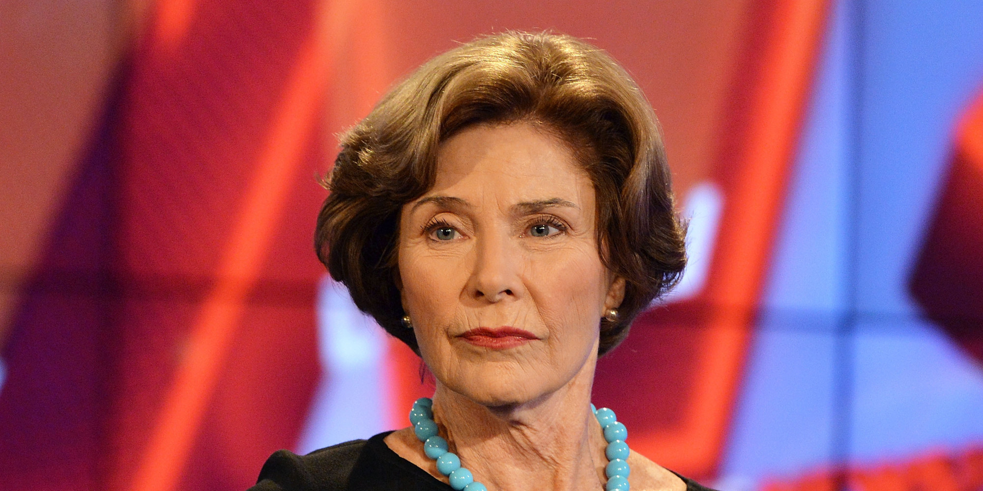 How to write to laura bush