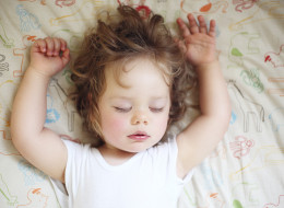 Toddlers' Sleep Problems Tied To Behavior Issues Later