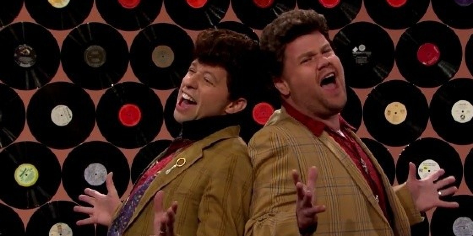 Jon Cryer Recreates His 'Pretty In Pink' Dance Because The '80s Never