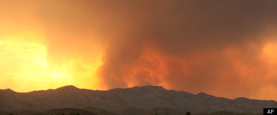 http://i.huffpost.com/gen/287182/thumbs/r-ARIZONA-WILDFIRE-EXPANDS-SMOKE-IN-COLORADO-large570.jpg