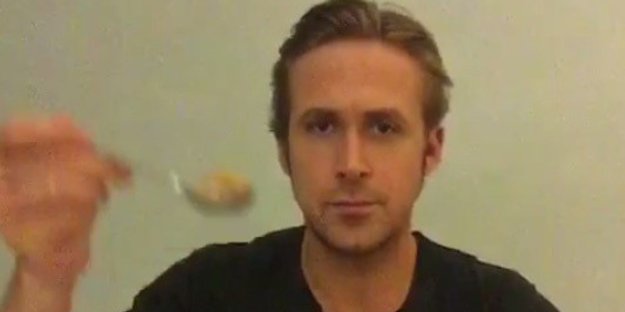 Ryan Gosling Eats His Cereal As A Touching Tribute To Memes Creator Huffpost 5453