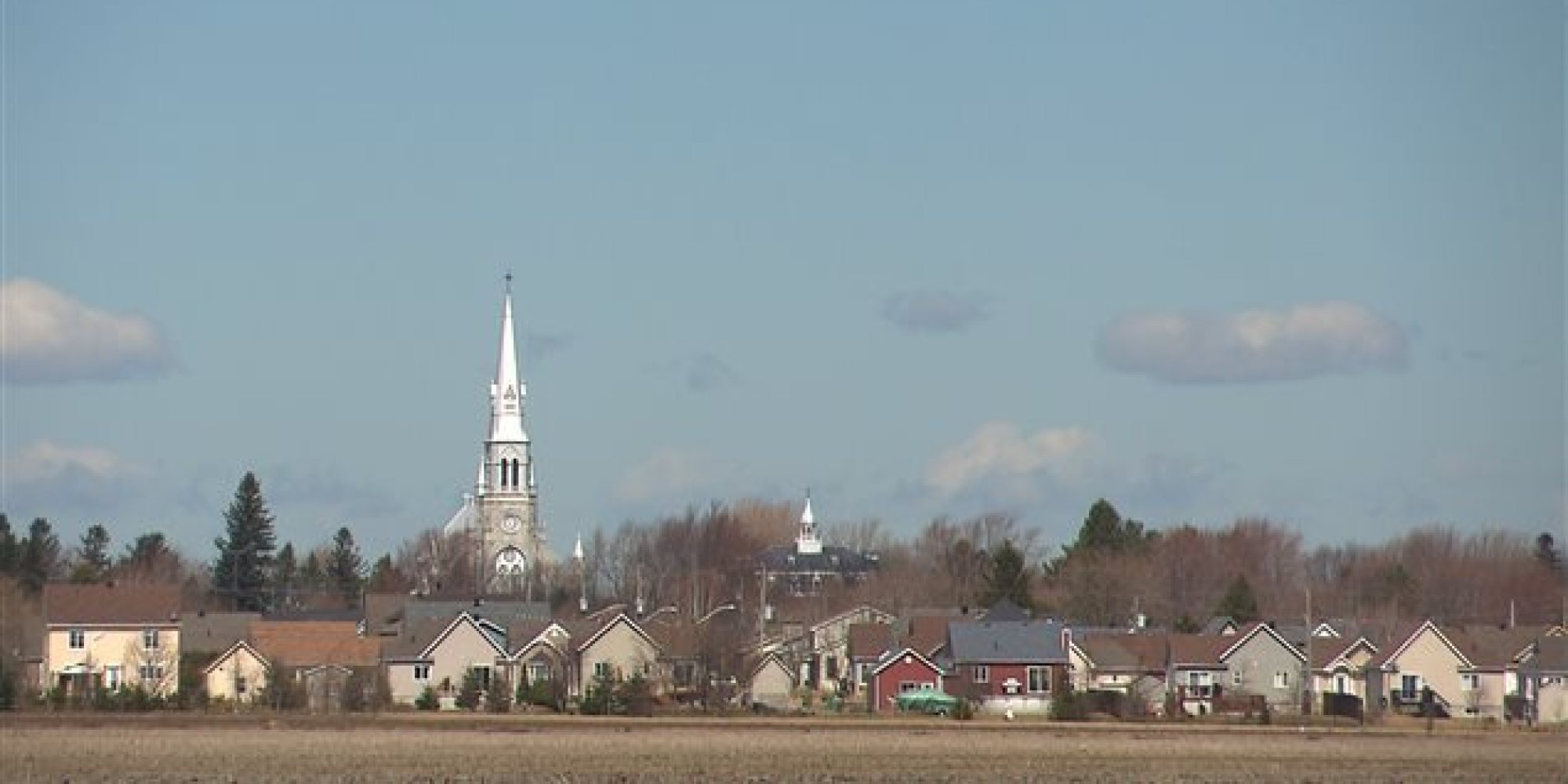 SaintCypriendeNapierville un projet d'éoliennes sème la