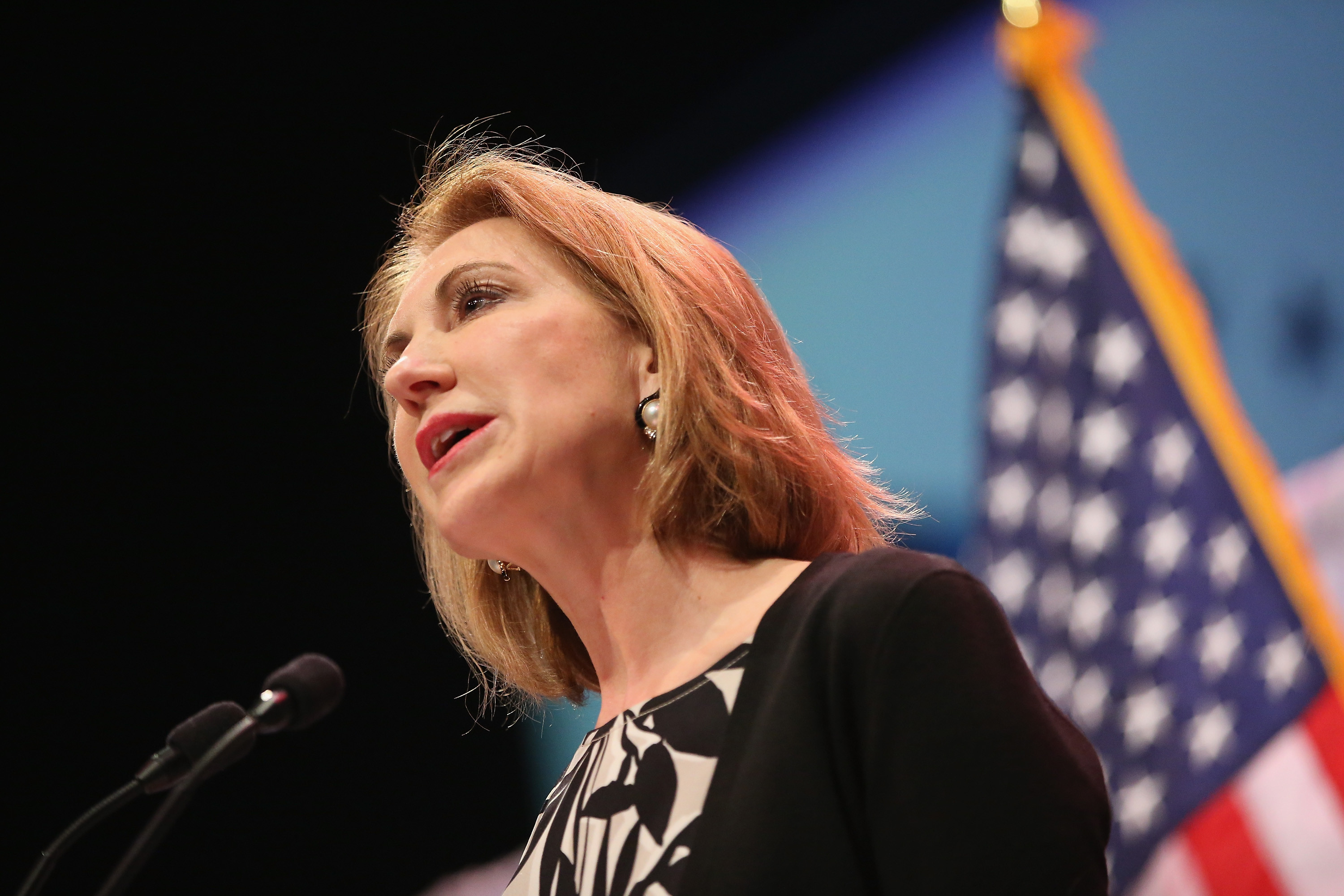 Carly Fiorina Defends Tenure At Hewlett Packard After Criticism Over Layoffs Huffpost