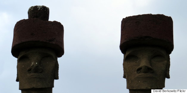 moai statues