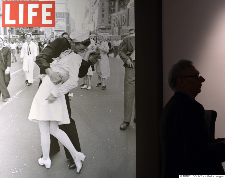 vj day on times square
