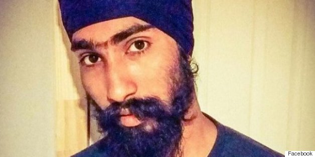 Sikh Removes Turban To Help Injured Child, Shows True Meaning Of The Religion