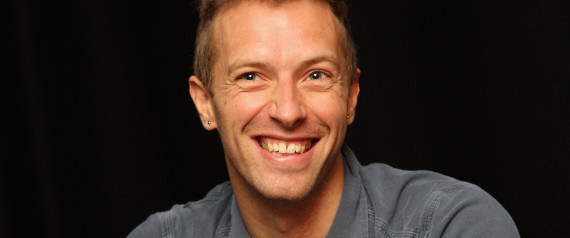 n-CHRIS-MARTIN-COLDPLAY-SMILING-large570.jpg