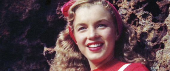 마릴린 먼로가 케네디 대통령의 생일 축하에서 입은 드레스.... マリリン・モンローがケネディ大統領の誕生日祝いで着たドレス