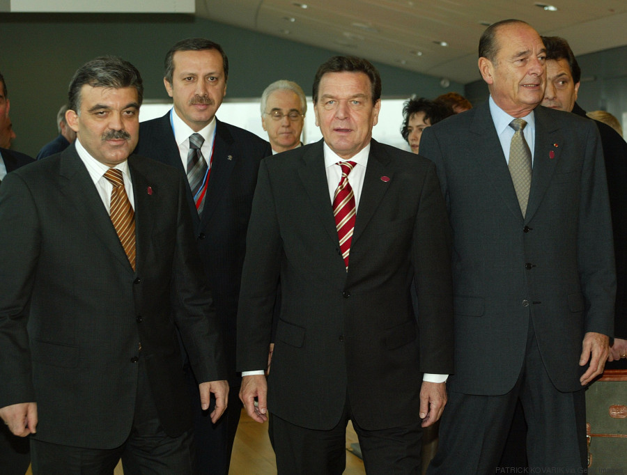 erdogan gul 2002