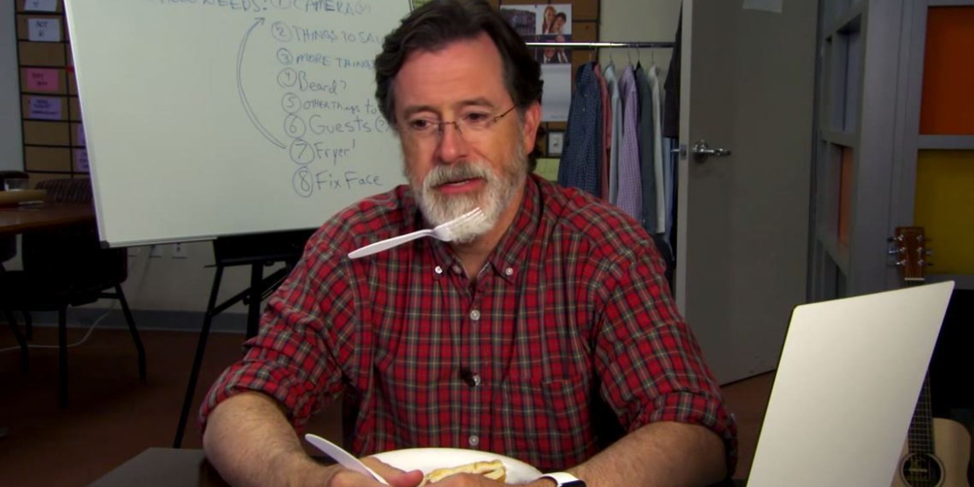 Stephen Colbert Decides The Fate Of The Colbeard To Prepare For The Late Show Huffpost Uk 