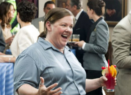 Melissa McCarthy Joins Judd Apa...