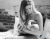 'United We Feed' Photo Series Supports All Moms -- However They Nourish Their Children