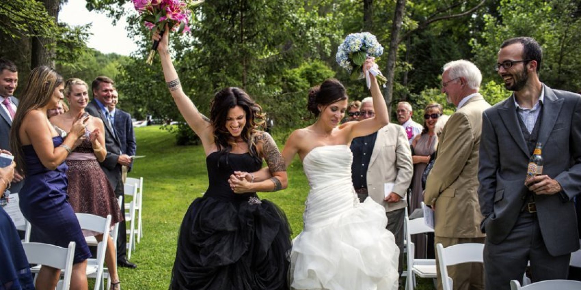 22 Stunning Same Sex Wedding Photos That Are So Full Of Love Huffpost 4984