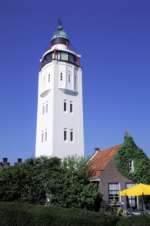 harlingen lighthouse hotel