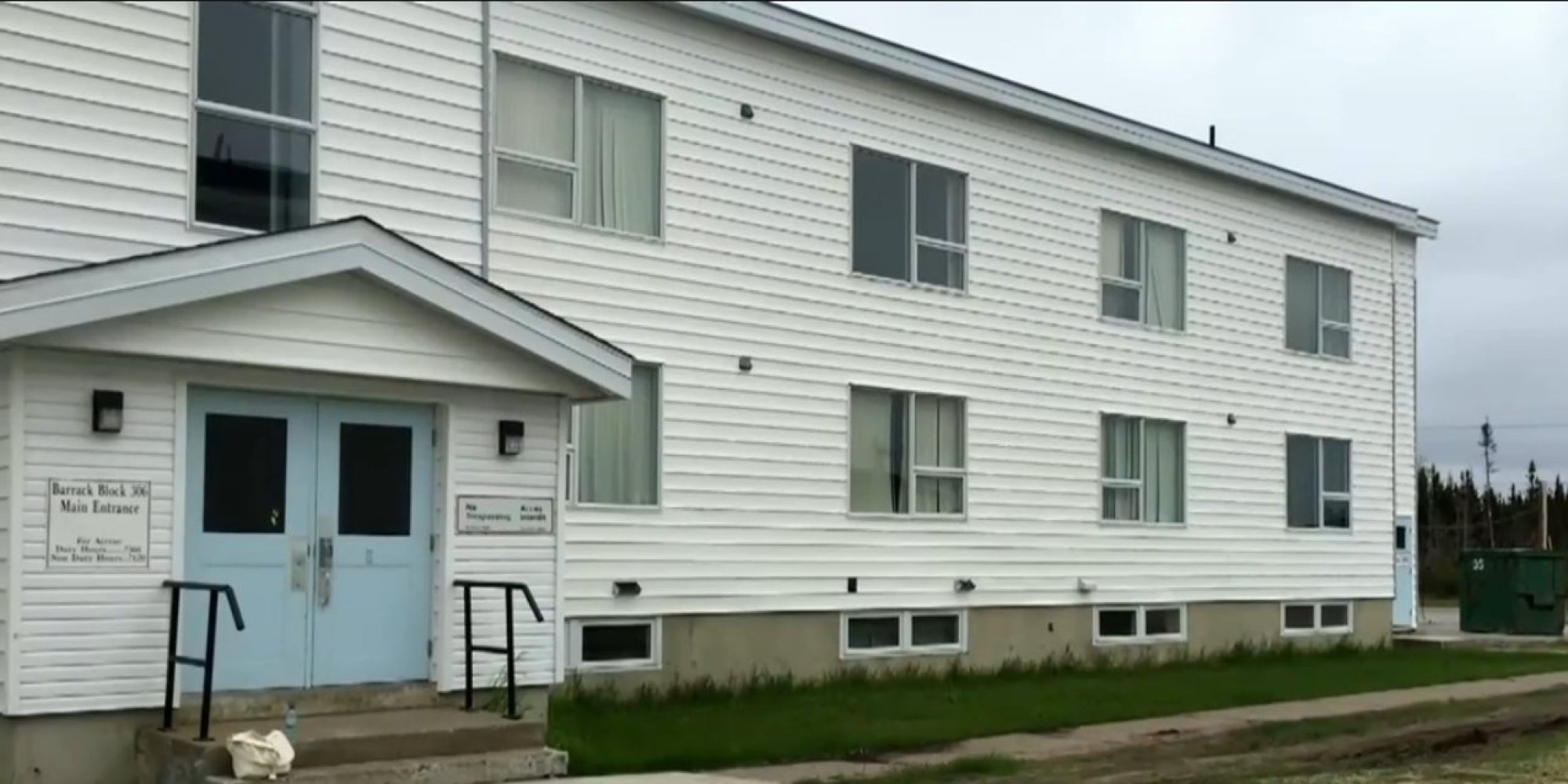 United Airlines Apologizes To Passengers Who Slept In Canadian Military