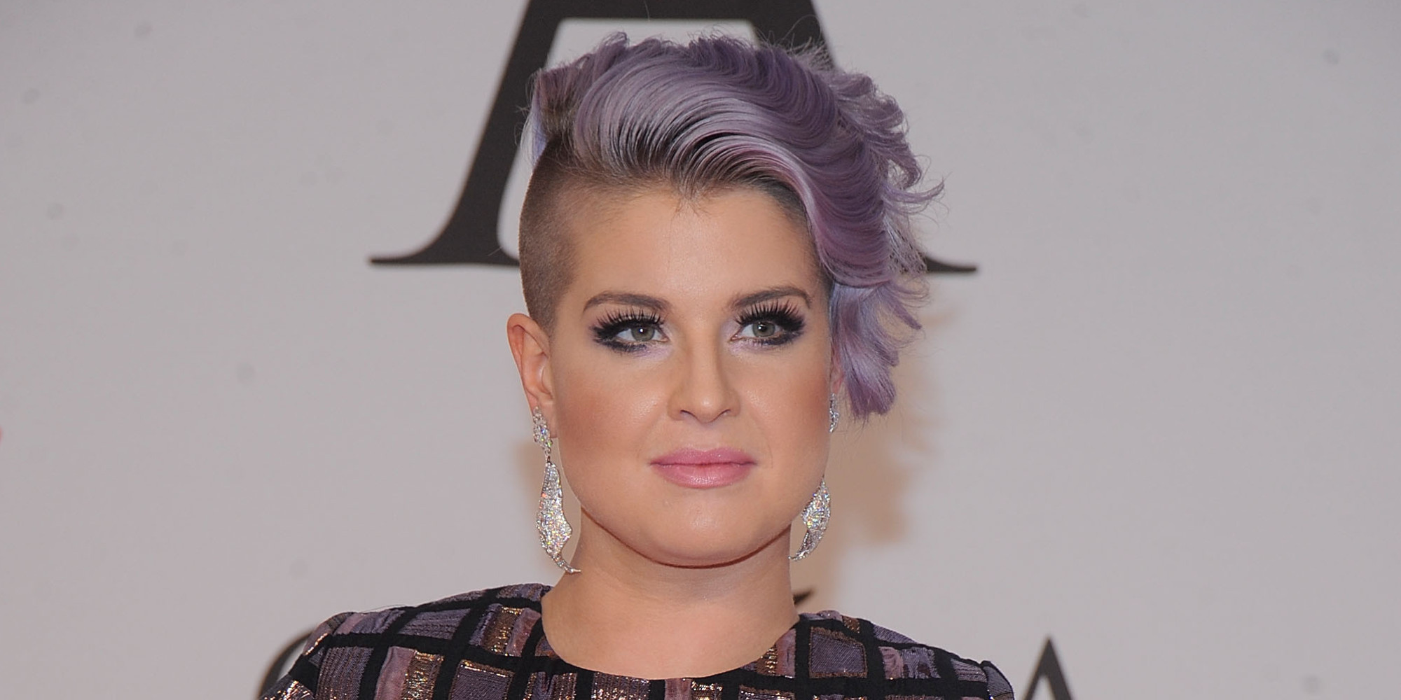 Kelly Osbourne Posts Photo Of Herself Dressed As Rachel Dolezal On