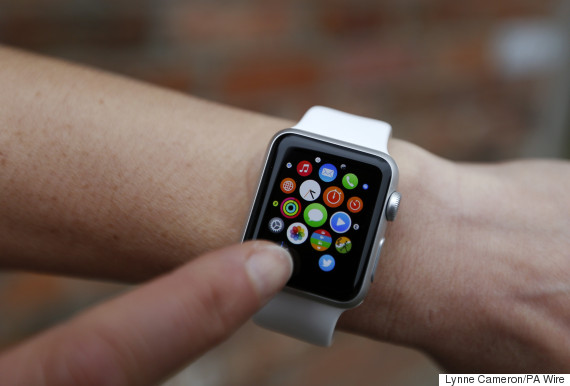 1 apple watch 2 iphones
