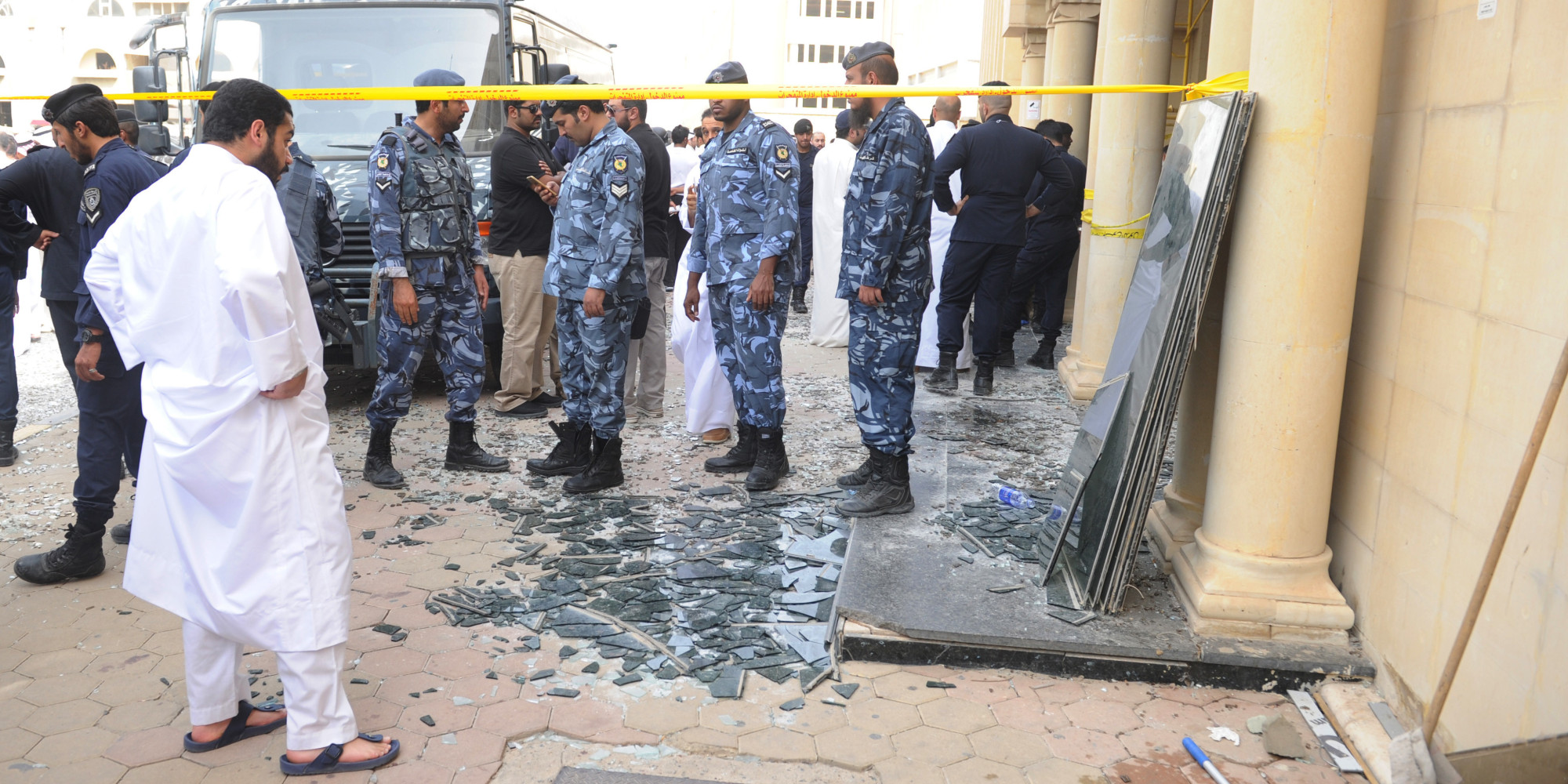 Kuwait Mosque Attack Kills At Least 25 And Injuries Several Hundred
