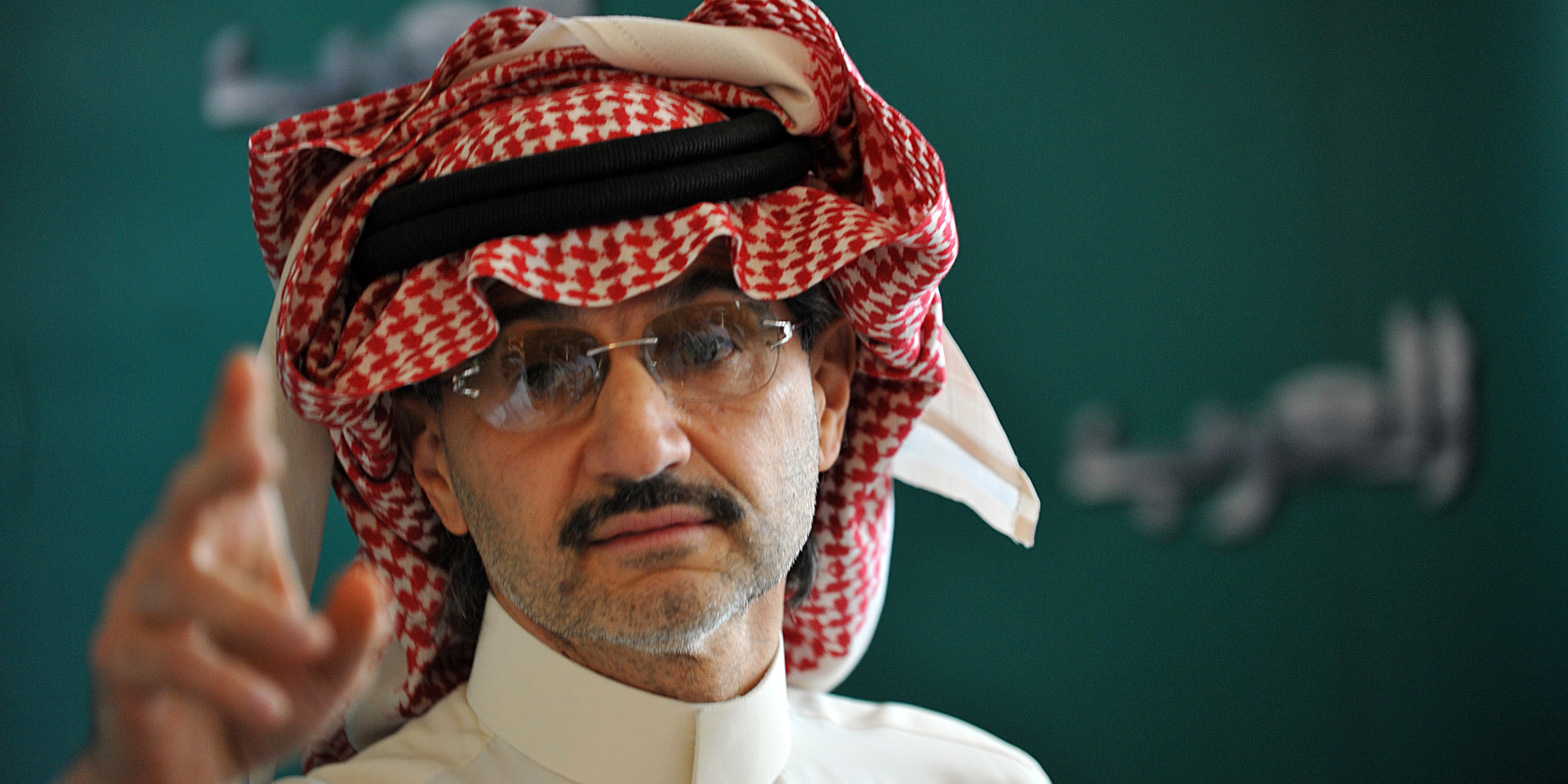 Saudi Prince Alwaleed bin Talal Pledges To Give 10,000 Homes, 10,000