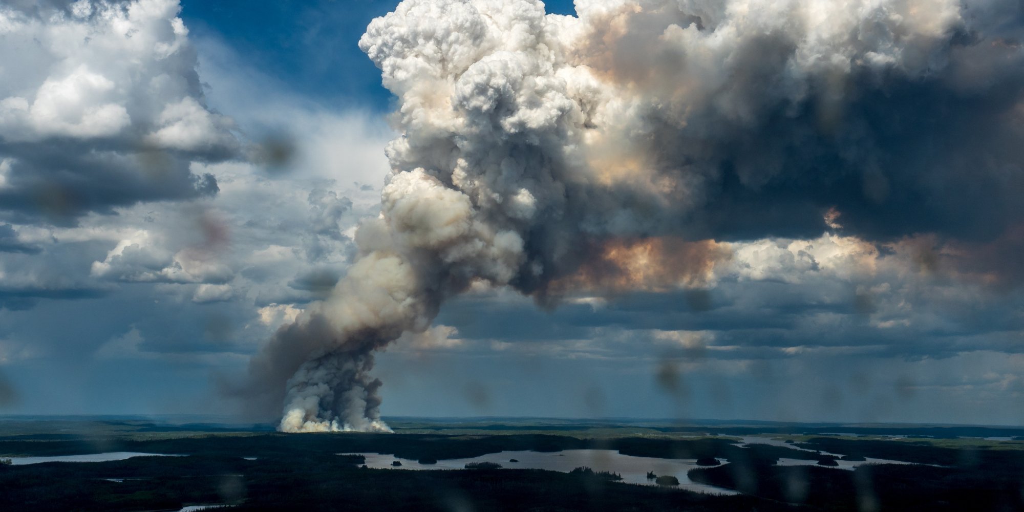 Saskatchewan Fires Pilot Takes HeartStopping Photos Of Inferno