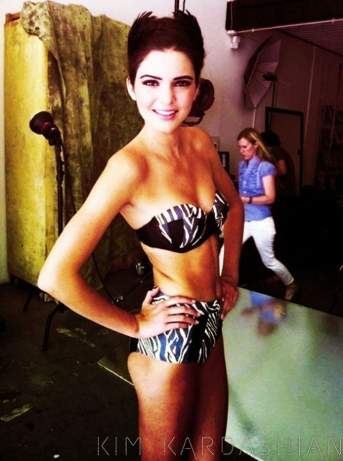 See more bikini pics of Kendall on Celebuzz