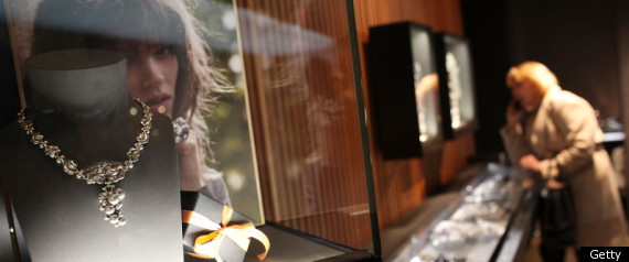 Luxury Goods Selling Stongly