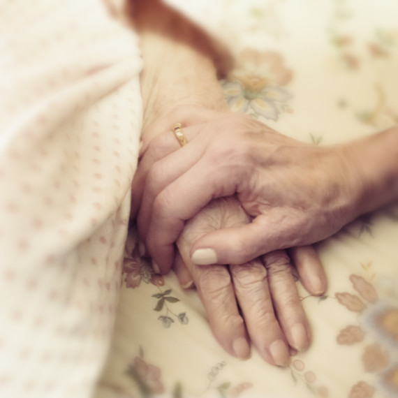 old hands bed