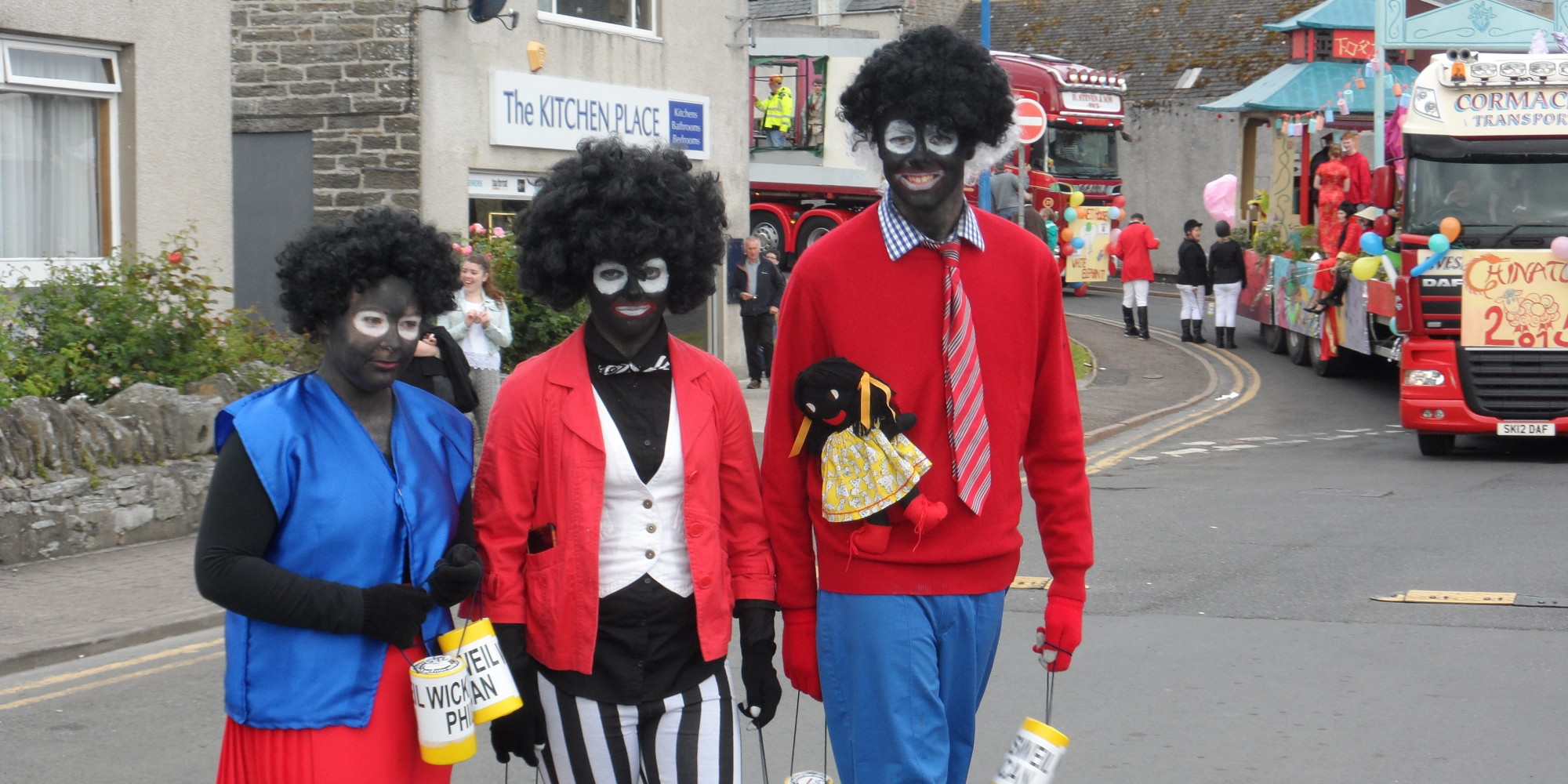 Why are golliwogs seen to be racist?