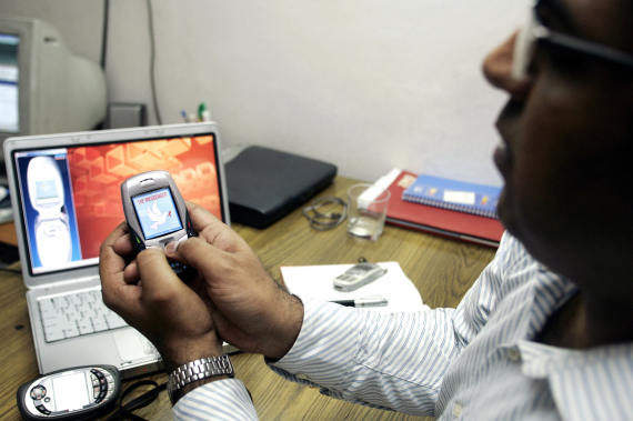 virus mobile phone