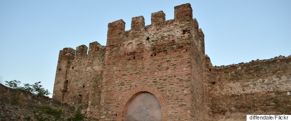 thessaloniki walls