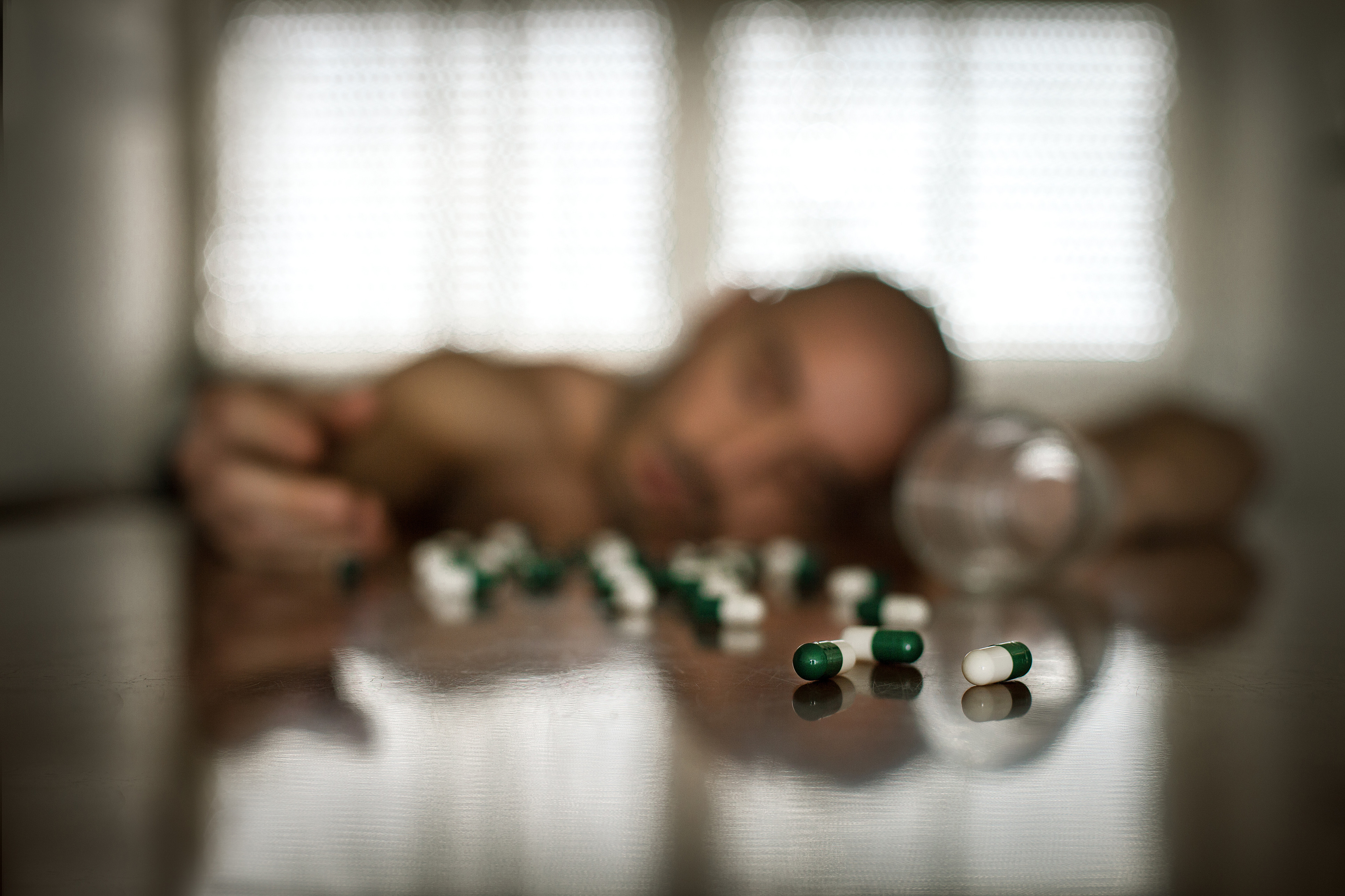 man overdose of drugs