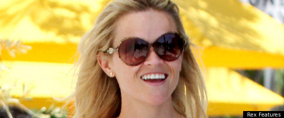 Reese Witherspoon Summer Street Style