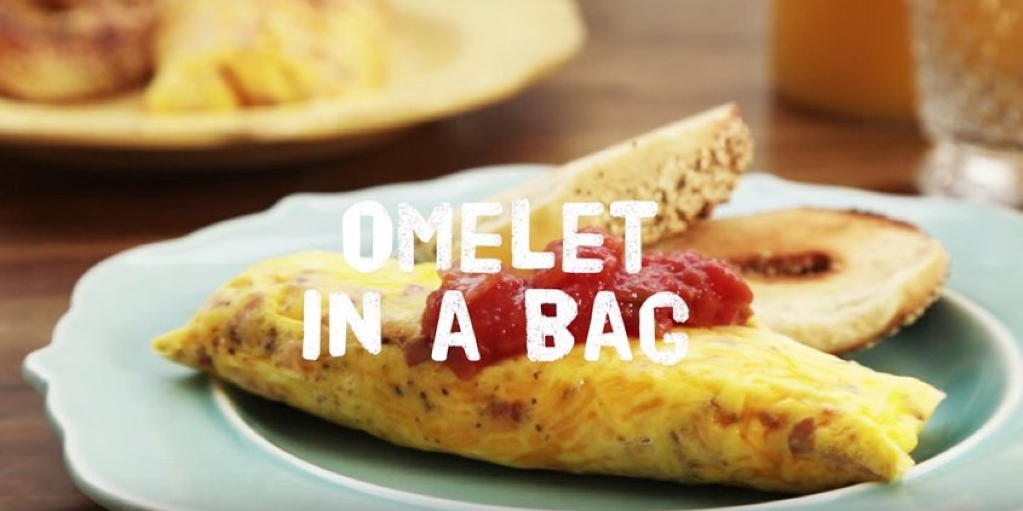 How To Cook An Omelette In A Sandwich Bag (And Make Zero Mess