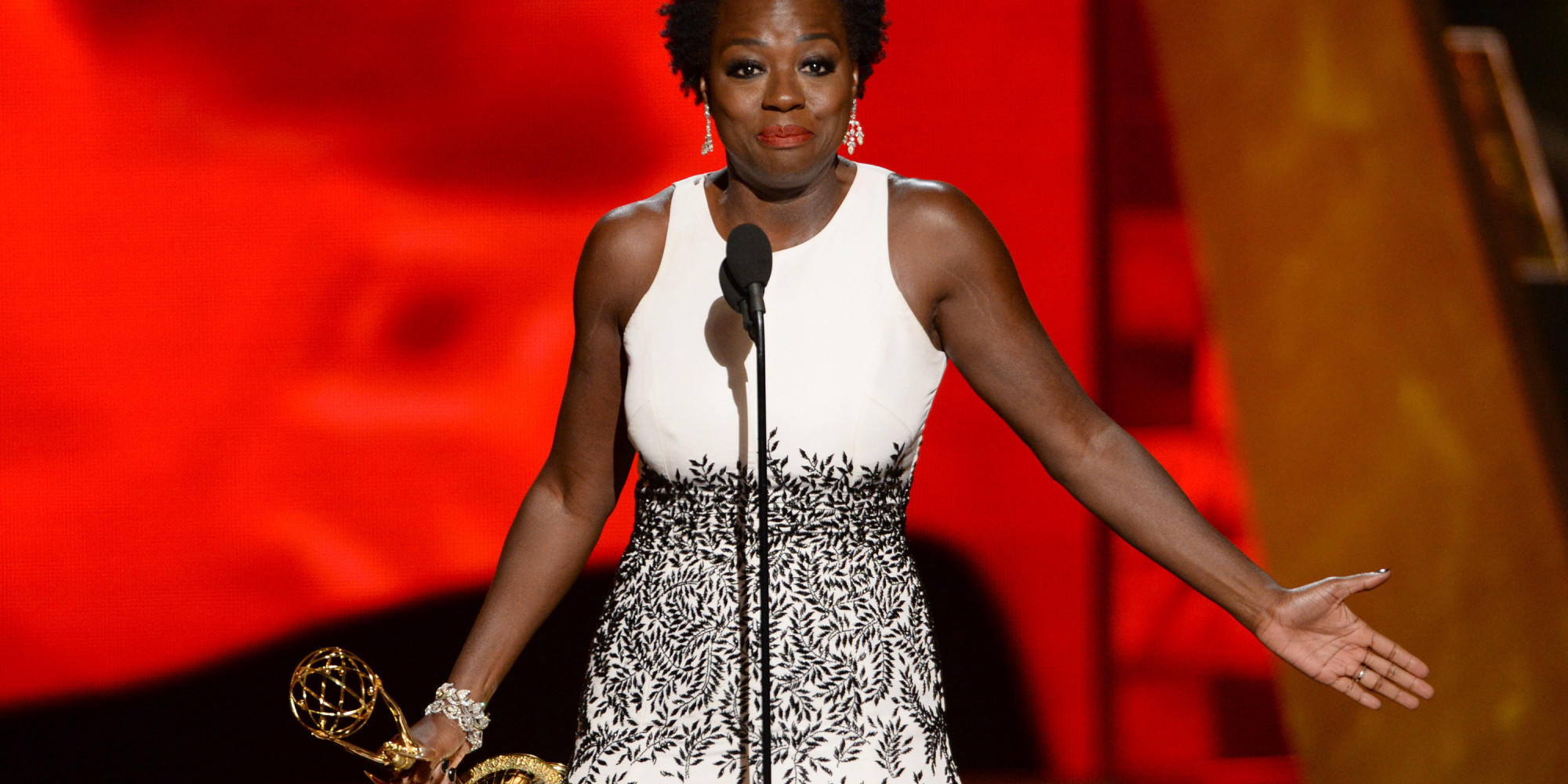 Emmy Awards 2015 Viola Davis Makes Emotional Speech After Becoming First Black Actress To Win 