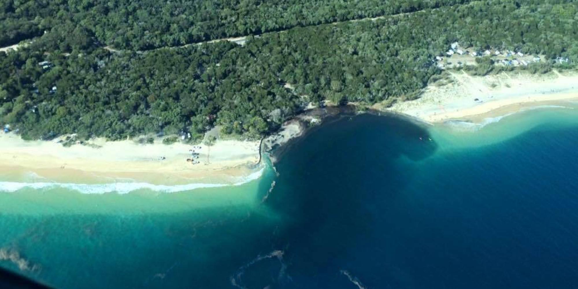 Australia Sinkhole Footage Filmed By Divers In Incredible Underwater