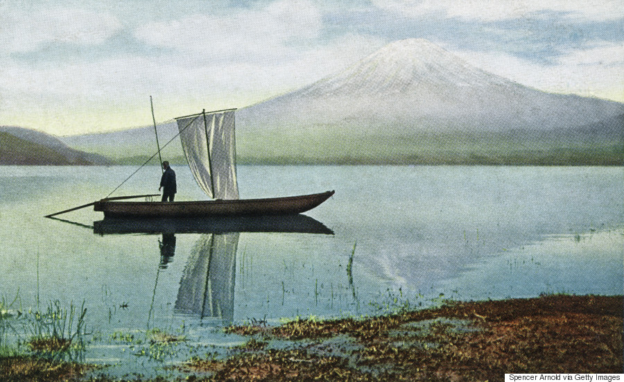 japan boat lake reflect