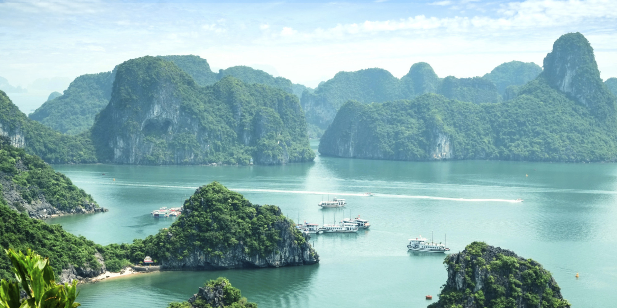 Your Complete Travel Guide To Vietnam Huffpost 4628