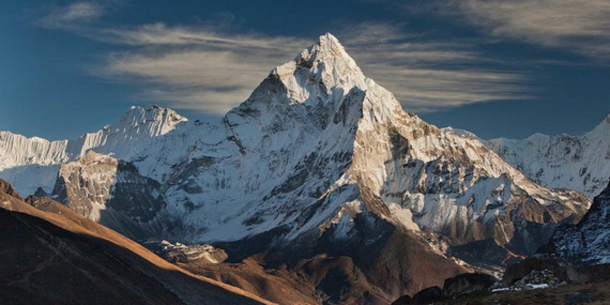 this-is-what-it-looks-like-to-summit-mount-everest-alone-huffpost