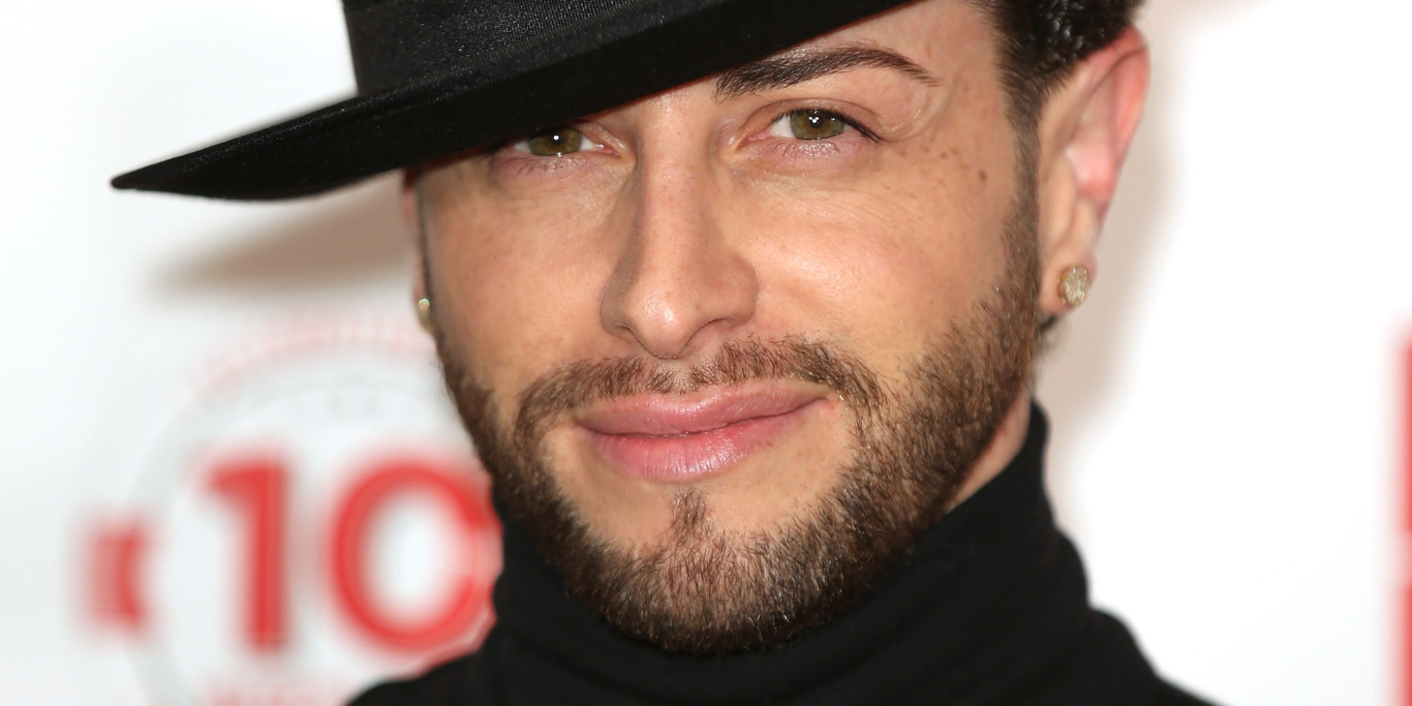 ‘I’m A Celebrity’ 2015: ‘X Factor’ Choreographer Brian Friedman ‘Signs