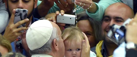PAPA FRANCESCO ROM