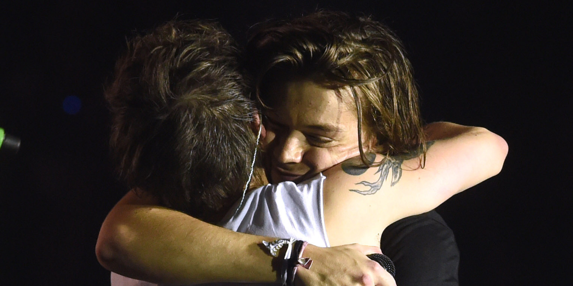 One Direction&#39;s Harry Styles And Louis Tomlinson Play Down Feud Rumours At Final Gig Before ...