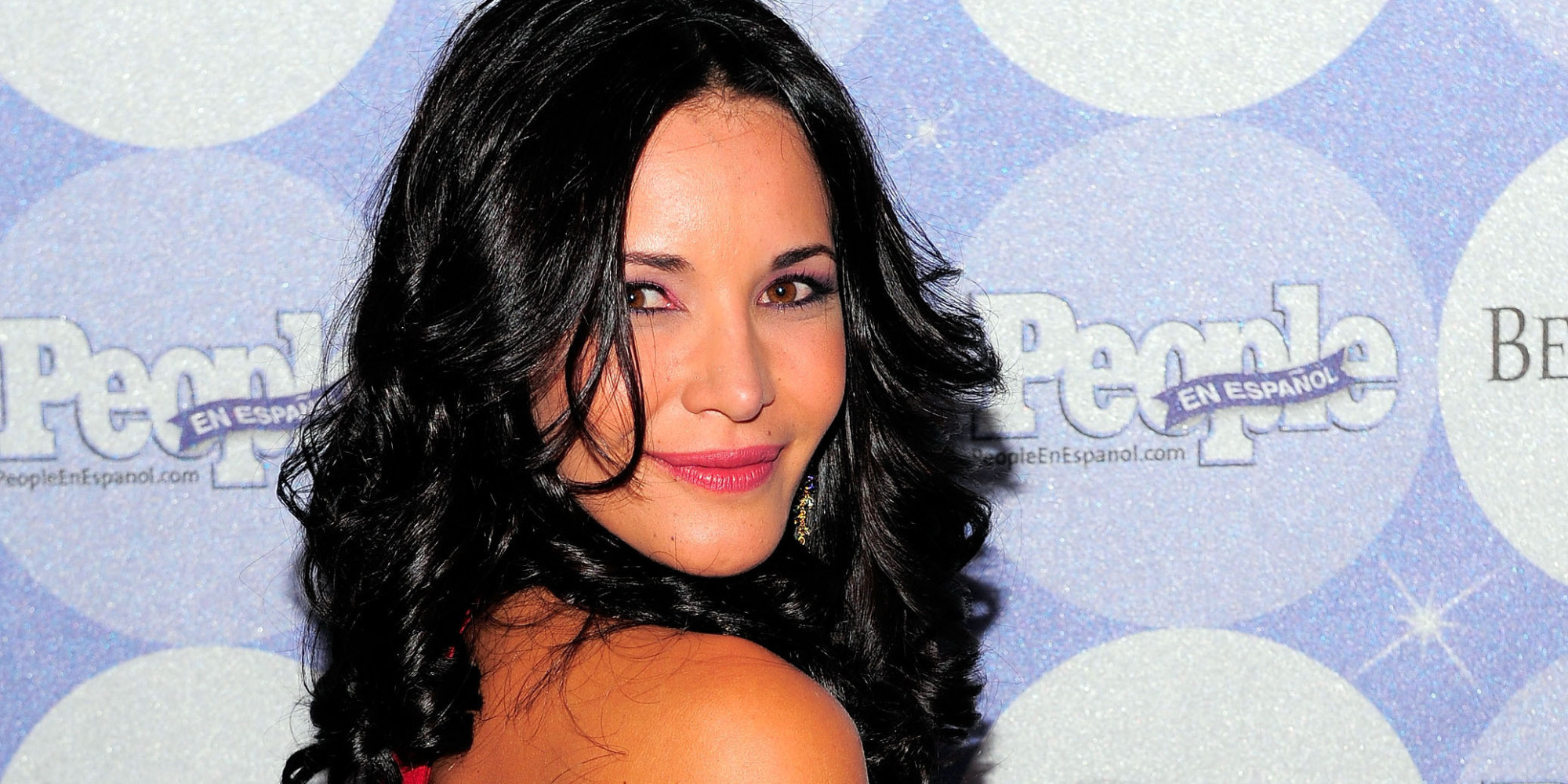 Fallecen la actriz Adriana Campos y su pareja en un accidente automovilístico HuffPost Fallecen la actriz Adriana Campos y su pareja en un accidente automovilístico HuffPost