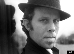 Tom Waits – Back In The Crowd