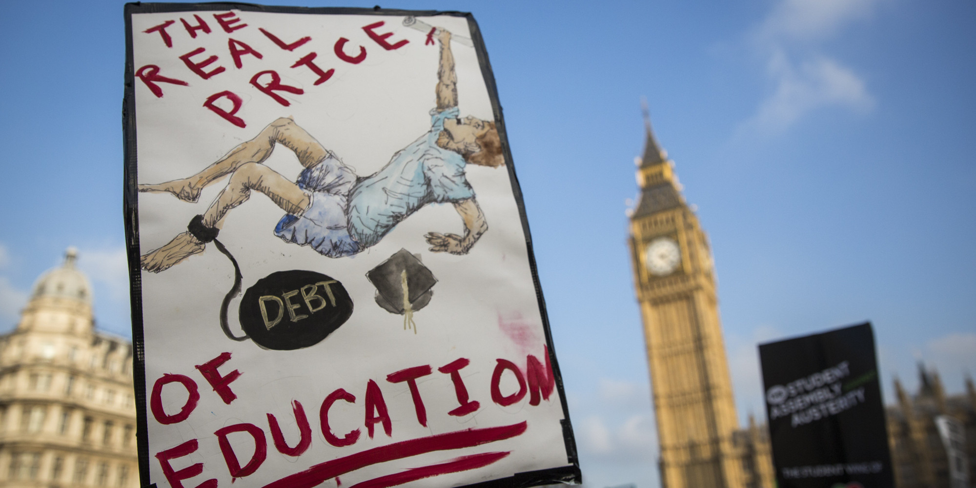 university-students-in-england-are-now-paying-the-highest-tuition-fees