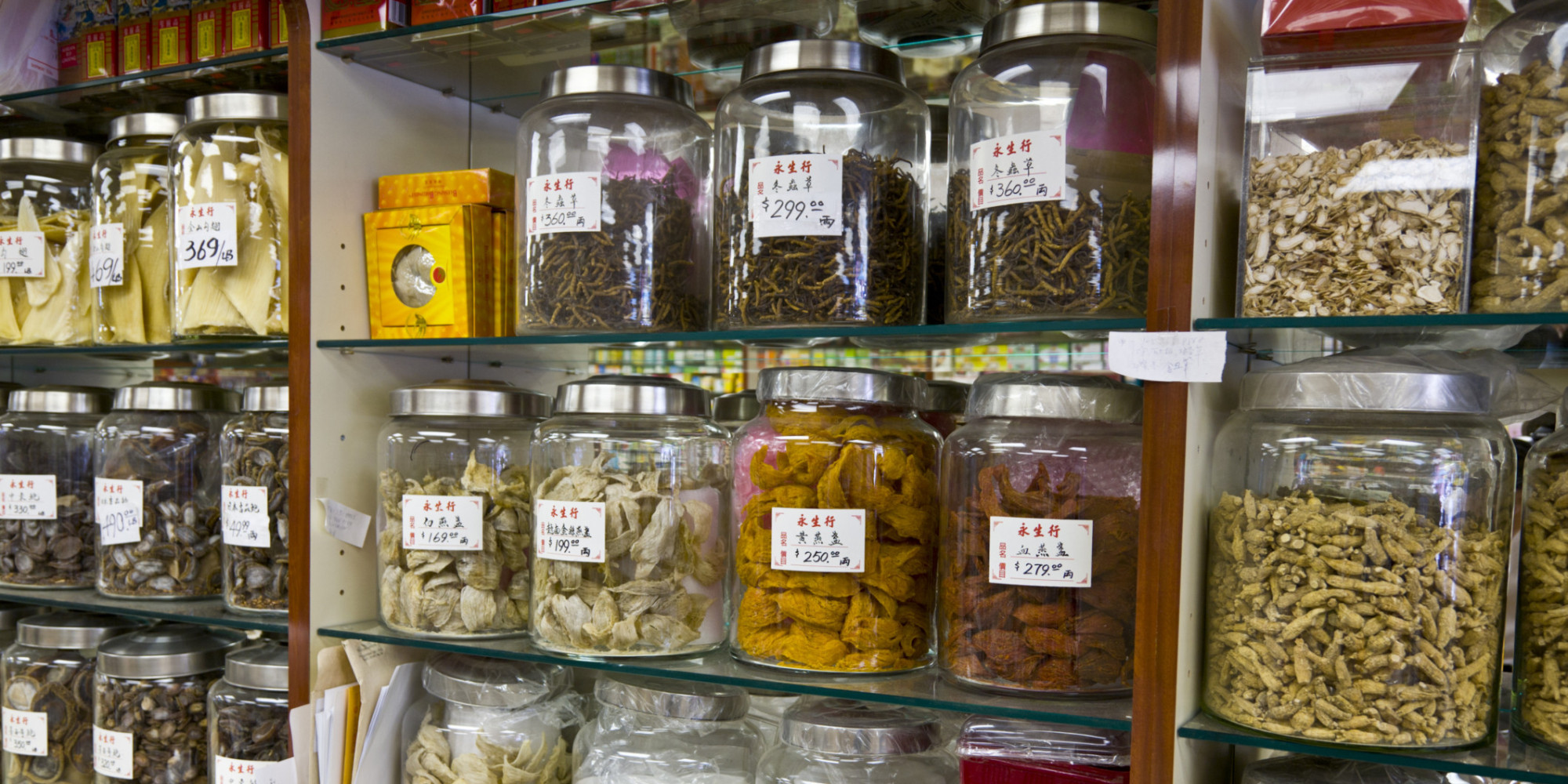 Heavy Metals, Snow Leopard DNA Found In Traditional Chinese Medicine