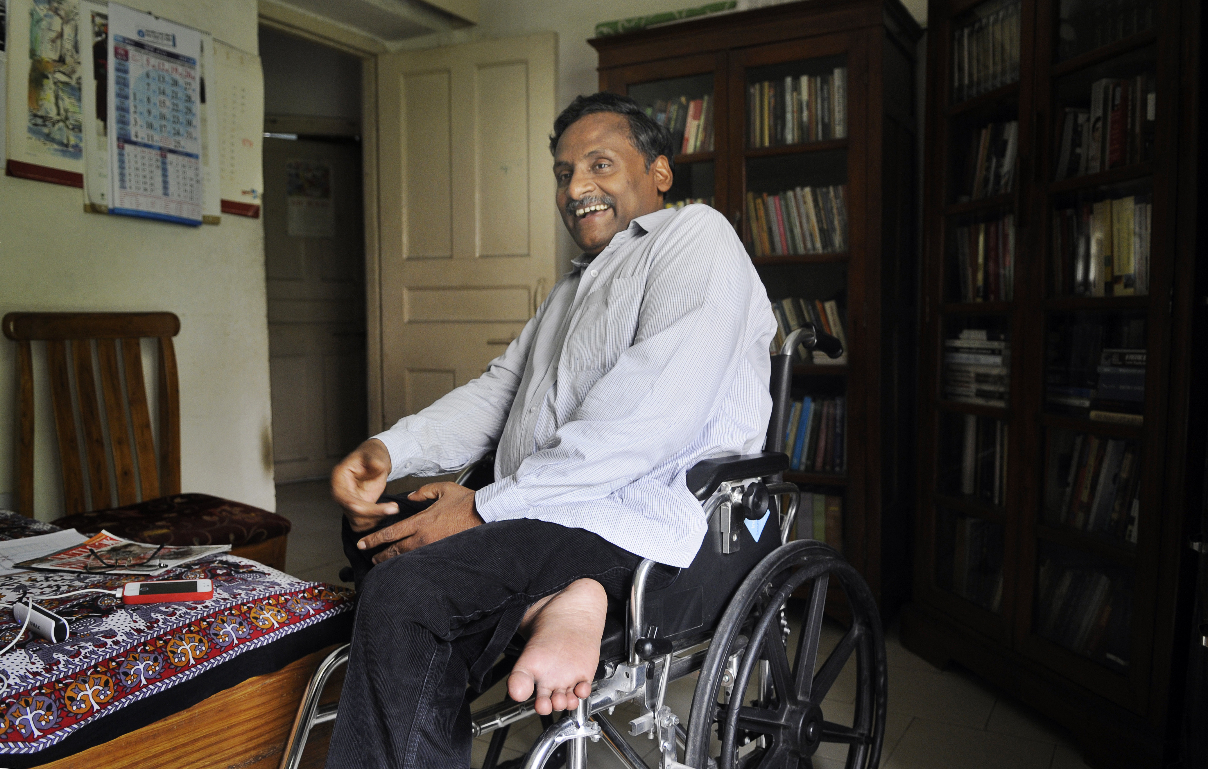 Imprisoned DU Professor GN Saibaba Fears Losing His Hand Due To Lack Of ...