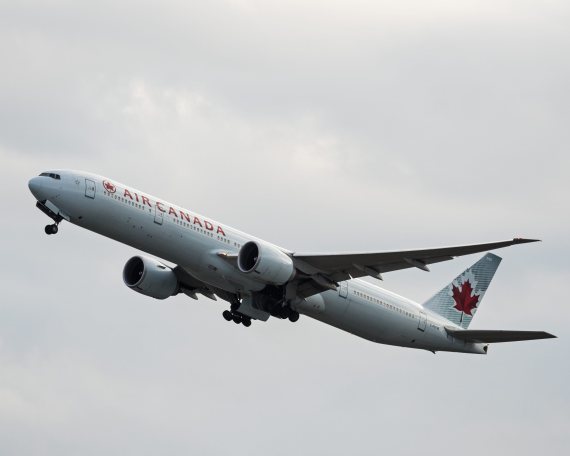 boeing 777 air canada