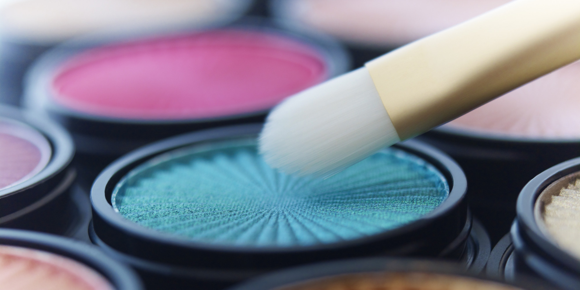 Why Women Wear Makeup to the Gym HuffPost